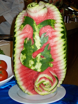 Thalia Beach Resort, Melonenschnitzkunst