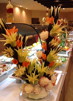 Thalia Beach Resort, Buffet