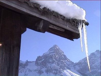 Bergmotiv mit Sonnenspitze